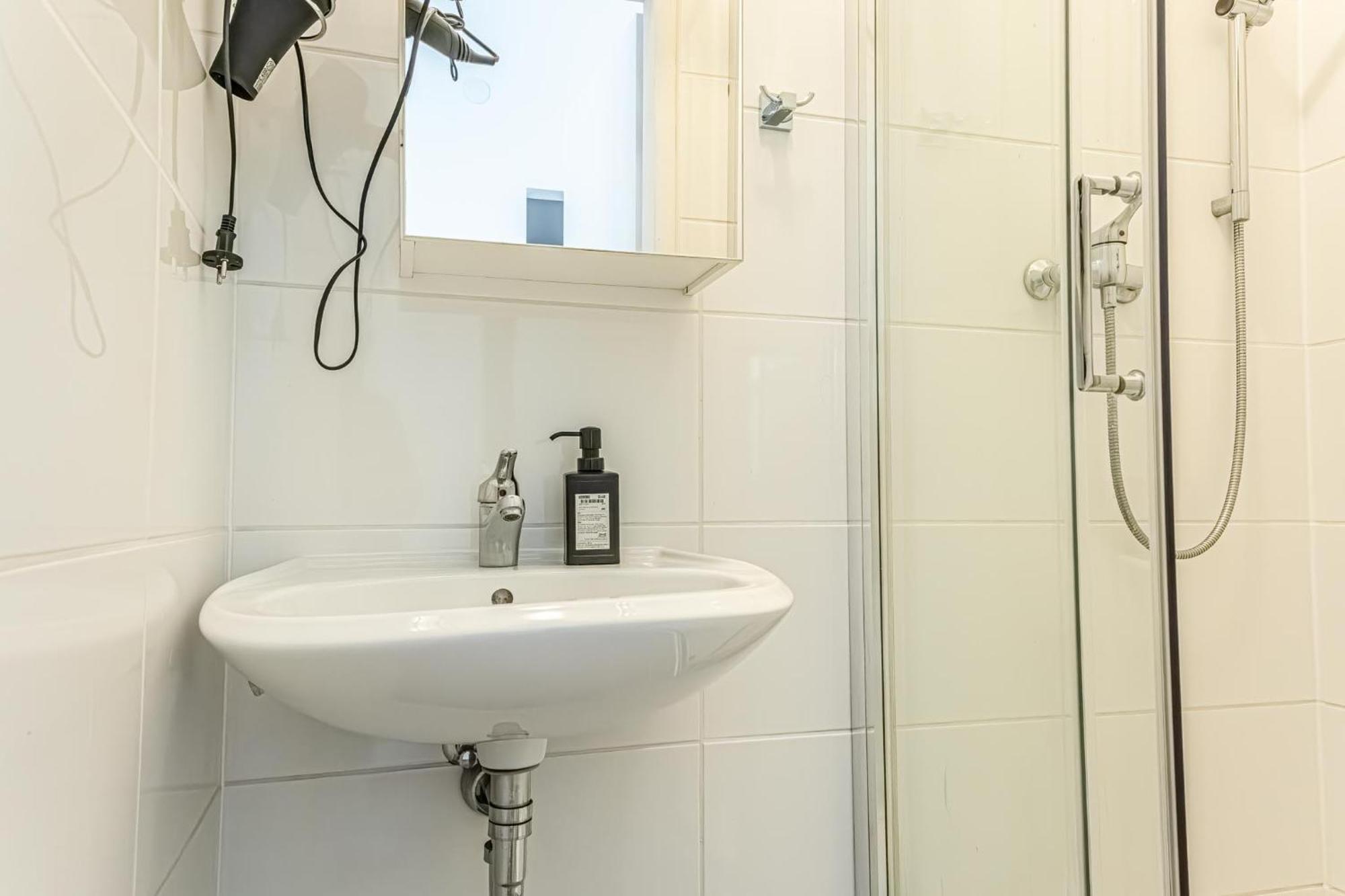 Apartament Stylish 1br Apartment- Near Westbahnhof U3&u6